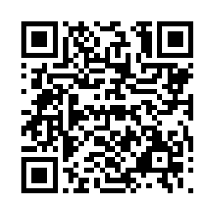 粉嘟嘟的小脸蛋让人忍不住都想亲上几口二维码生成