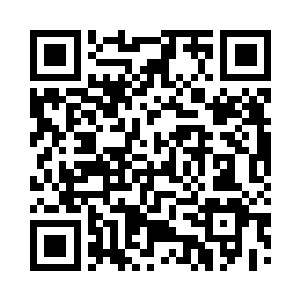 粘附在山洞上方的冷轩听到他们的谈话二维码生成