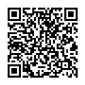 紧接着就见他的身体好象不再受地球引力的控制似的二维码生成