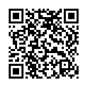 紧接着江少游就用一只手抓着这把血刀的刀柄二维码生成