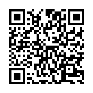 紧紧地握起来拳头他手掌上的骨头啪啪作响二维码生成