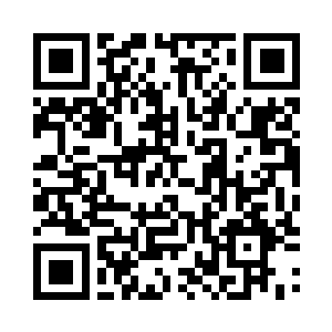 紧随着严伟的身后向着许顶天和春三十娘追去二维码生成