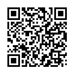 紫玉婀娜多姿的摆弄她那长长的玉璧二维码生成