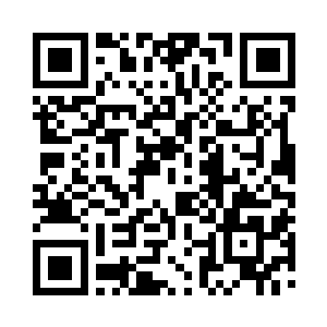 縻貹和阮小七一左一右护住三位核心人物二维码生成