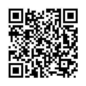 繁密的讯识在两军各自旗舰上辐射出去二维码生成