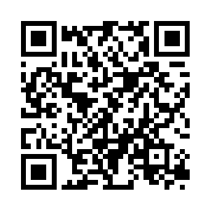 约莫有二百五十斤左右的肥婆在大厅里跑动着二维码生成