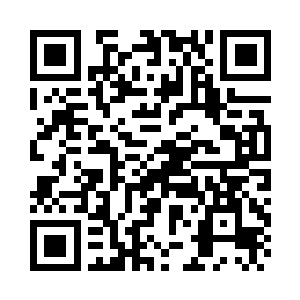 纯白色的原木房门被人从里面打开二维码生成