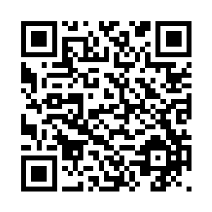 纳甲土尸被强大吸引拽着往黑洞里拖二维码生成