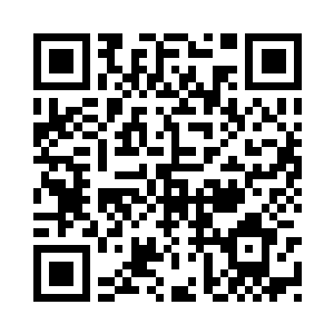 纷纷大喊着为台上的两人加油助威二维码生成