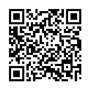 纷纷露出的微微偏向面无表情的那种脸二维码生成