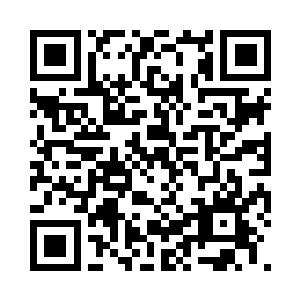 纹身店的老板欢欣的告诉雷达在线名人网二维码生成