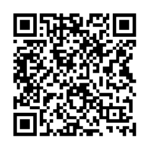 终于将目光从朱晓艳那性感的身段上转移到夏云杰的脸上二维码生成