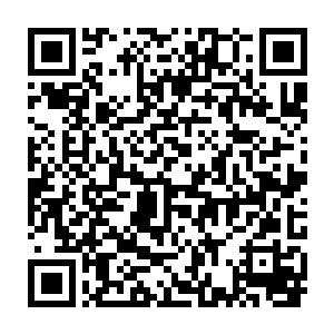 经常会有设计师因为设计的服装反响没有达到预期的目标而被辞退二维码生成