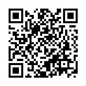 结果今天斯图尔特就提议让查理兹这样做了二维码生成