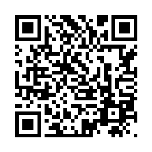 绕个大圈躲开人群给老祭祀简单的报告一下二维码生成