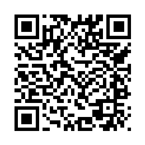 绞刑架就设在了皇城的中央广场上二维码生成