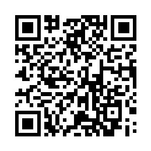 绮丽五彩的晚霞罕见遮蔽着东方的天空二维码生成