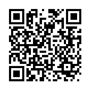 绻着腿蹲在角落不停的啜泣的时候二维码生成