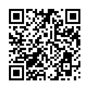 缓缓的将自己所有口袋里面的东西掏了出来二维码生成