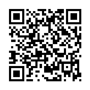 缓缓的行到了人群最后面的那颓废少年面前二维码生成