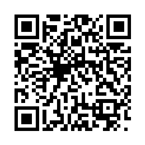 缓缓的驶入这座仍旧陷在风灾狼藉中的古城二维码生成