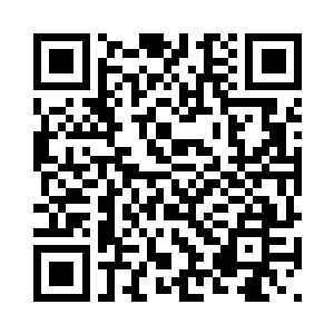 罗宾川偷瞄了一眼前面的第三杀手二维码生成