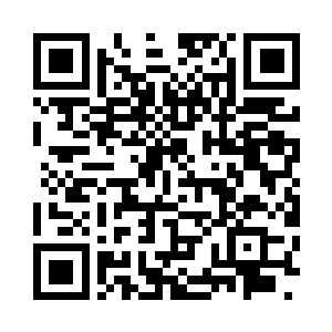 罗文龙拎着酒壶给欧阳子士倒了一杯酒二维码生成