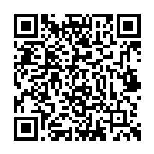 罗森伯格重新发掘了正传三部曲的关键构成元素二维码生成