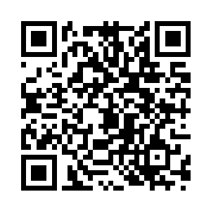 罗母跟在活蹦乱跳的女儿罗卿卿身后走了进来二维码生成