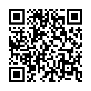 美利坚的两名宇航员小心翼翼的登上金属怪兽二维码生成