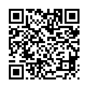 美目滴溜溜掠过香贵和任媚媚两人二维码生成