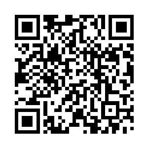 翡翠和阿夏公主同时发出了诧异的惊呼二维码生成