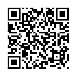 翡翠女妖在协助他完成最后的工作二维码生成