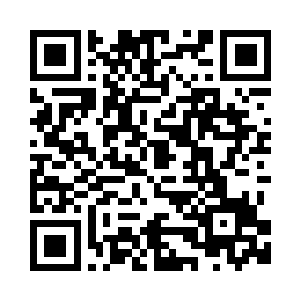 翻出了一本已经有些泛黄的小本子二维码生成