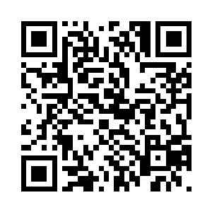 翻手亮出了一块彩玉官牒亮给众人看二维码生成