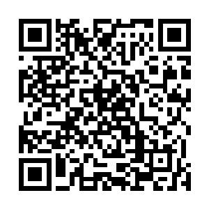 老乔伊这边慢了一点儿直到第二天的凌晨三点才得以返港二维码生成