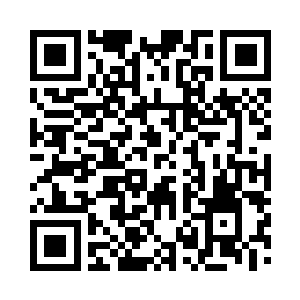 老人将手中的一份羊皮卷交到了马文手里二维码生成