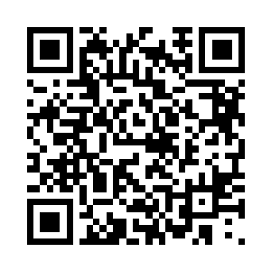 老妇人连忙上前将君君给抱在了怀中二维码生成