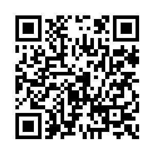 老安德烈细细的翻看着警方提供的材料二维码生成