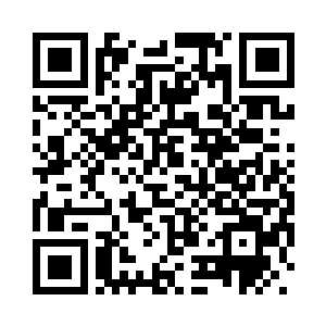 老张放在电脑旁边的杯子里面的水二维码生成