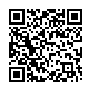 老态龙钟的脸上带着惯常的麻木表情二维码生成