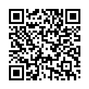 老板们忙着从送报员手中接过成捆成捆的报纸二维码生成