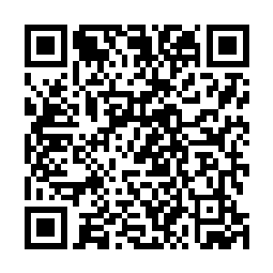 老爷子和老太太现在的身体机能已经有着比较明显的退化二维码生成