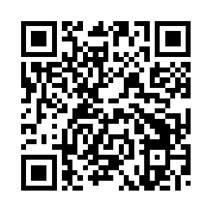 老男人推开那间阴暗的房间的大门二维码生成