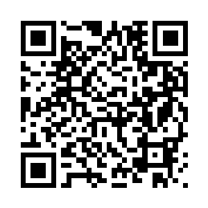 而一台奇异的机甲挡在了乌眼前面二维码生成