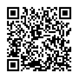 而一边一直沉默的杜若希目光也是怪异的看了秦宇一眼二维码生成