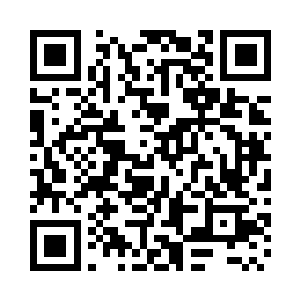 而一道人影也凭空显现了出来――不是别人二维码生成