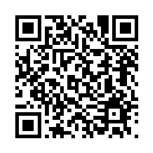 而不是跟他一样变成一个低贱的奴隶二维码生成