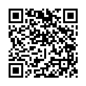 而且从刚才把高扬摁到车上那几下子来看二维码生成