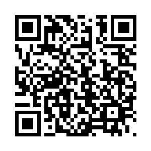 而且从莫小鱼在巴黎和姬可馨死灰复燃来看二维码生成